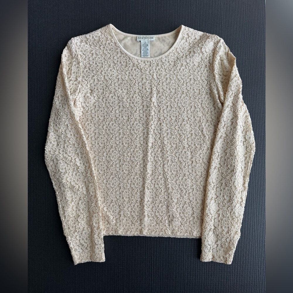 Ann Taylor lace top, size M
